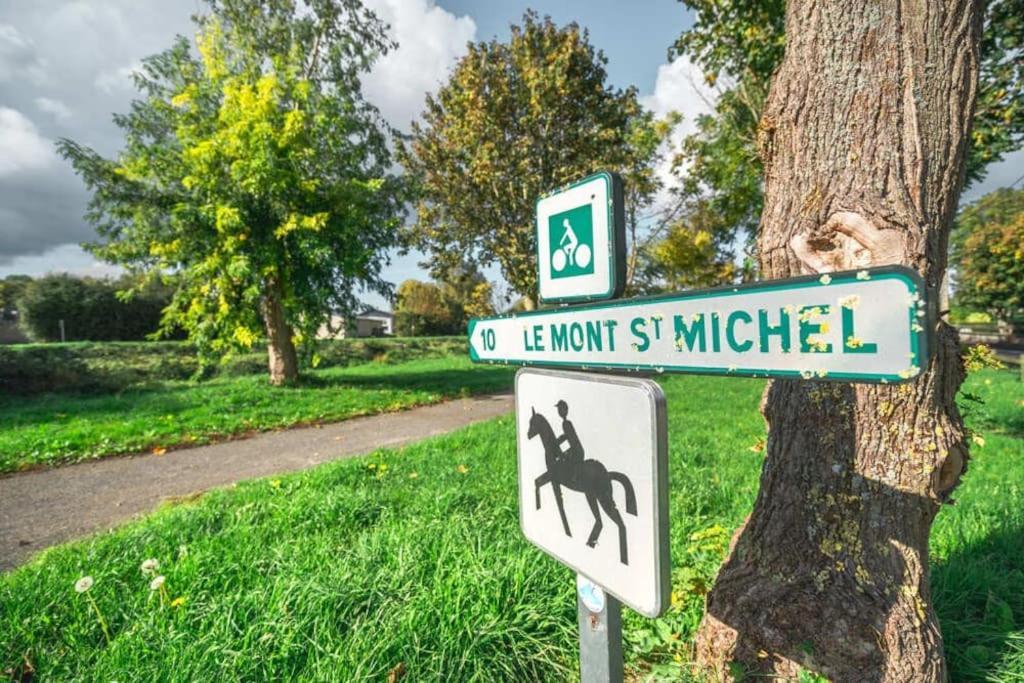 La Parenthese Amoureuse Pontorson Extérieur photo
